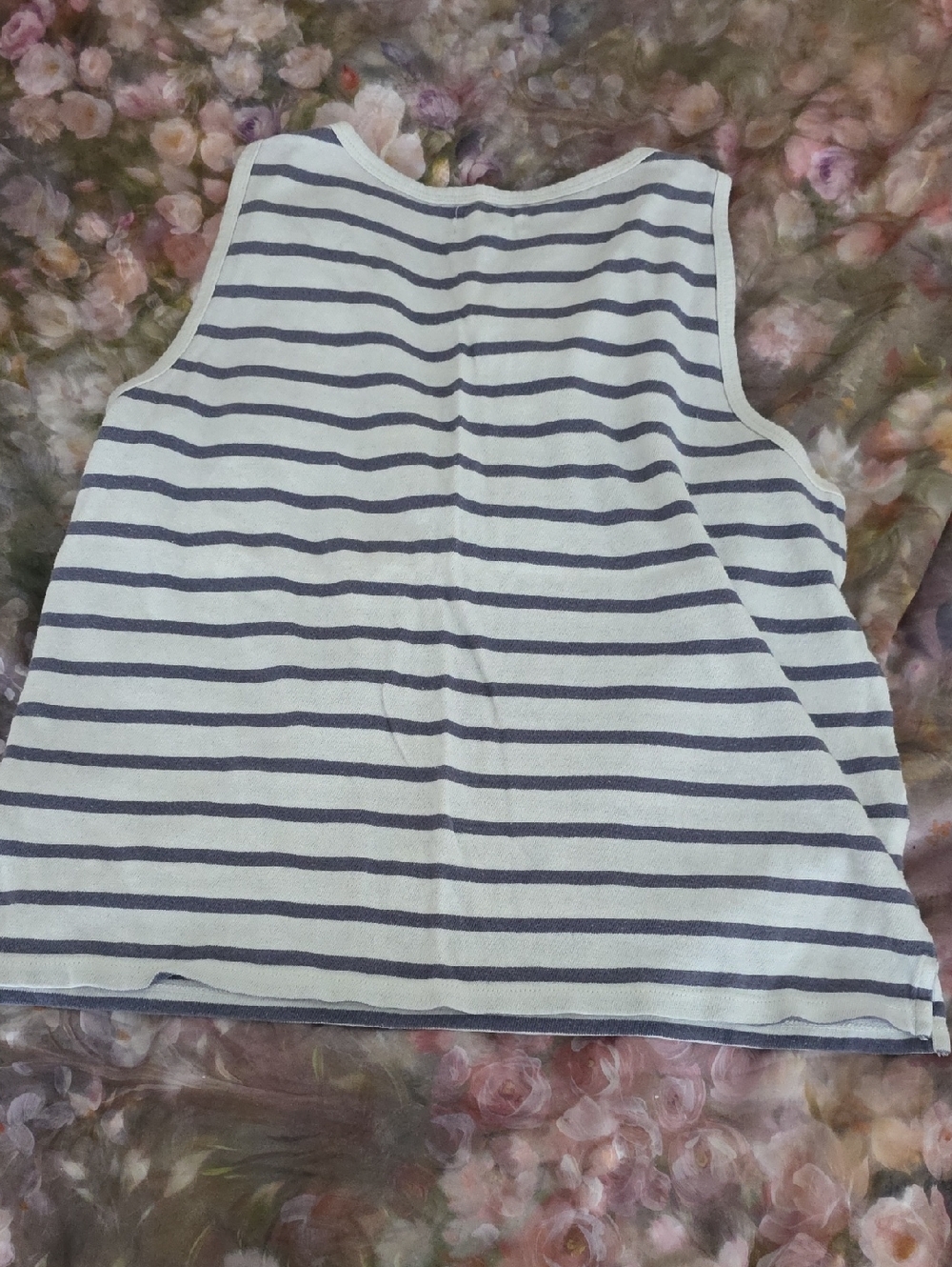 Tank Top - Picture 4 of 4